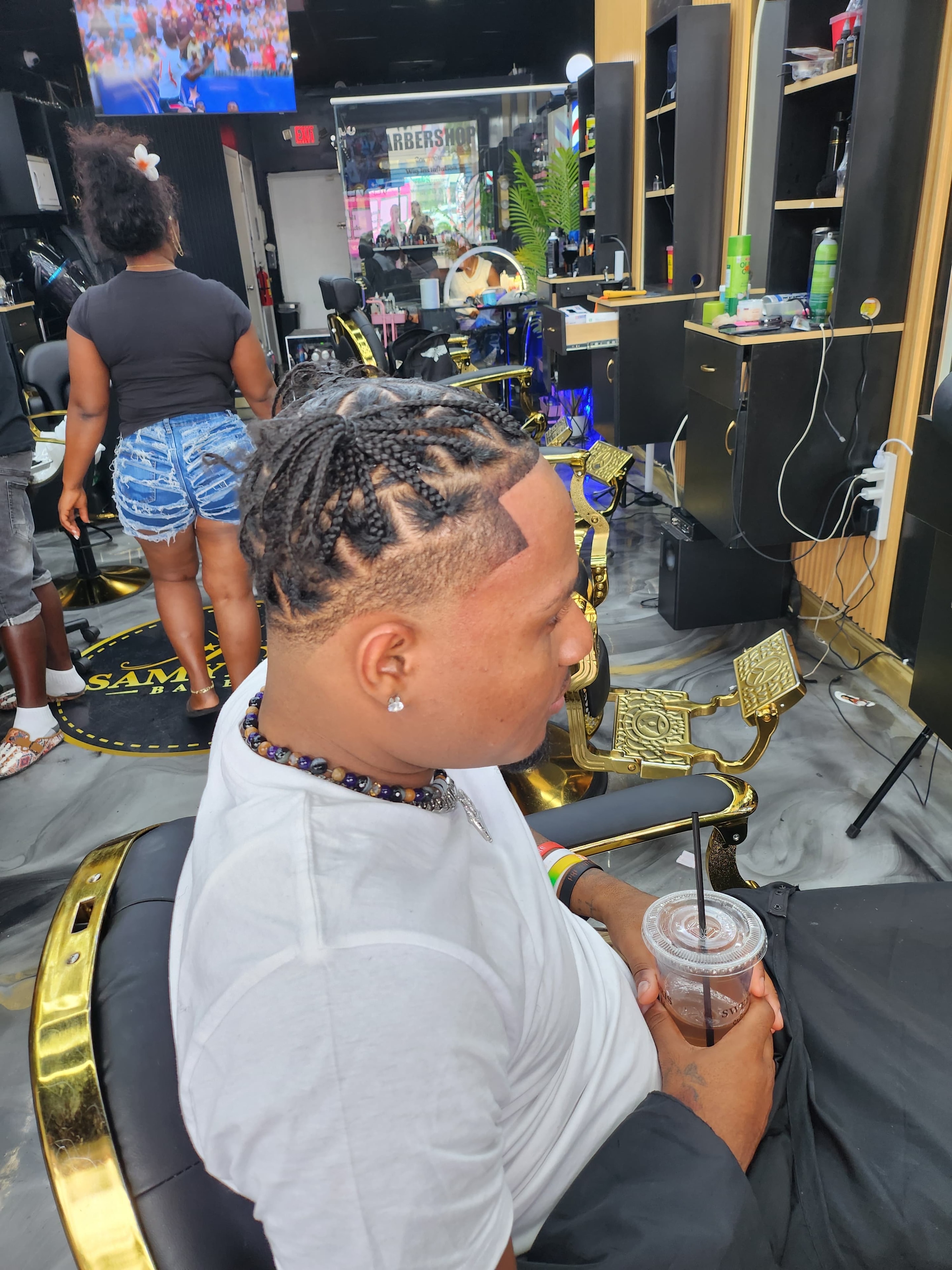 Zoma Barbershop — Photo 13