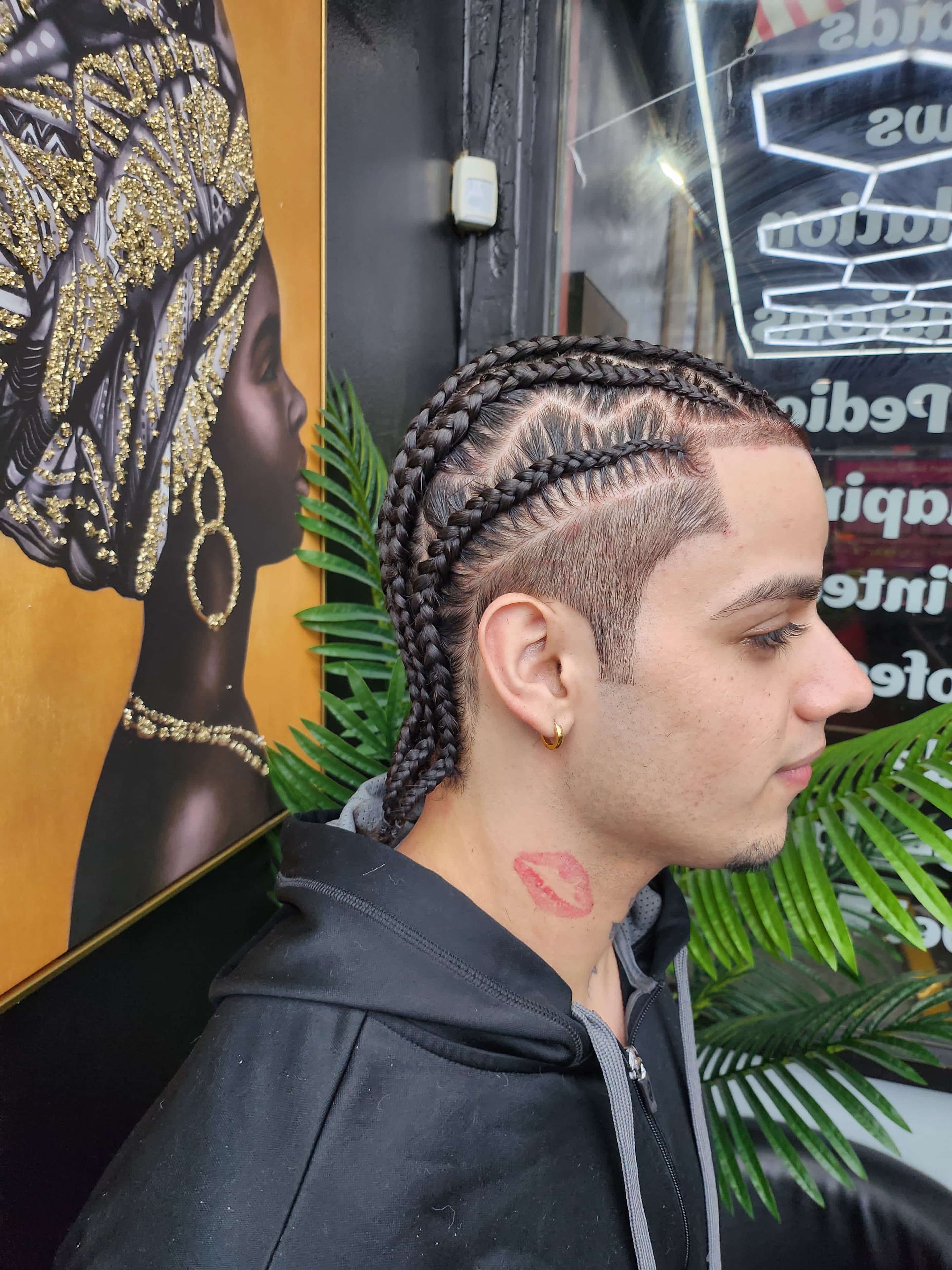 Zoma Barbershop — Photo 20