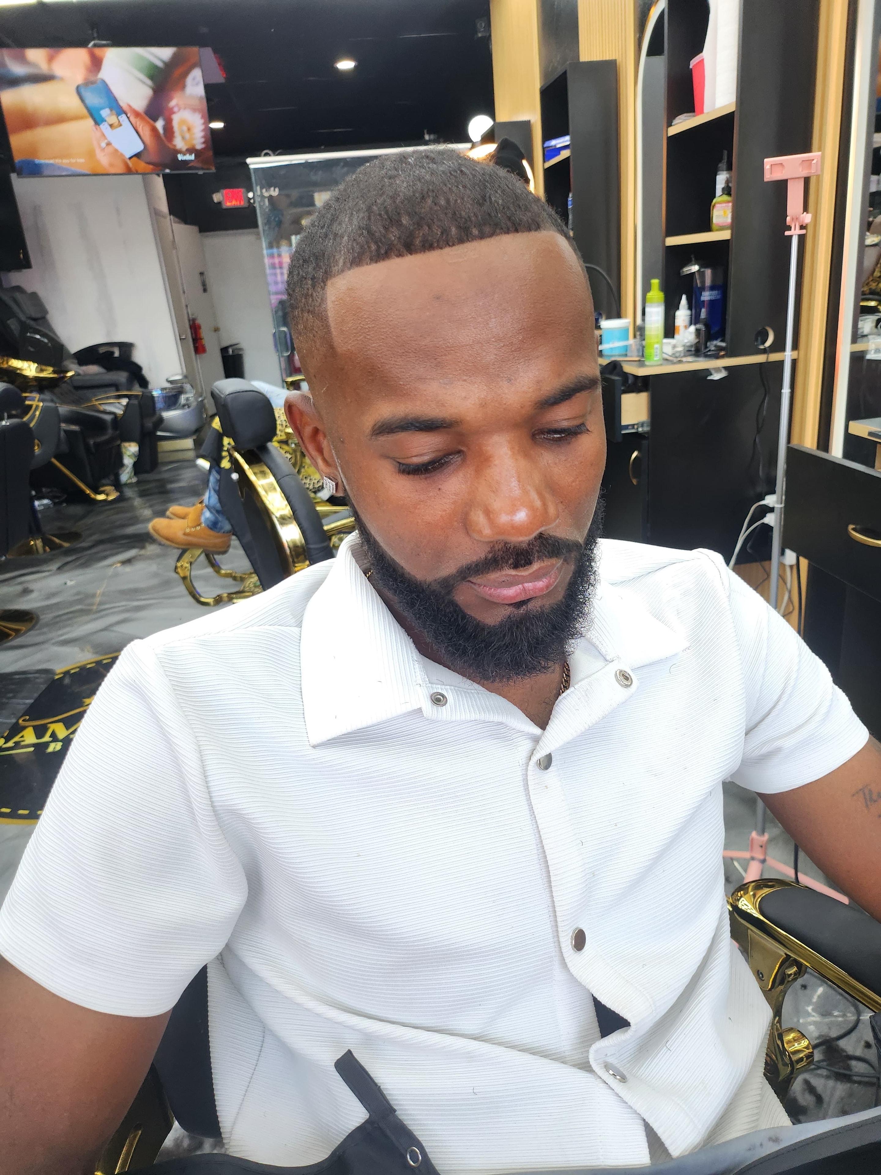 Zoma Barbershop — Photo 40